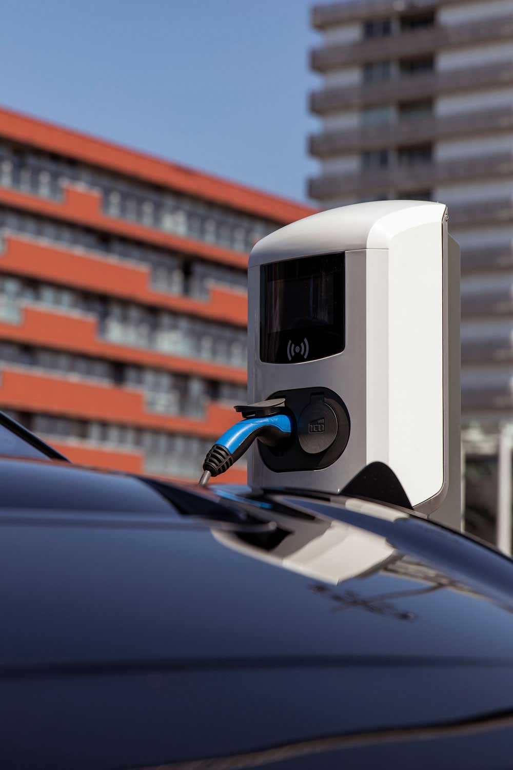 Laadoplossingen voor bedrijven: Advies en technische doorlichting voor laadoplossingen op maat - Luminus B2B.